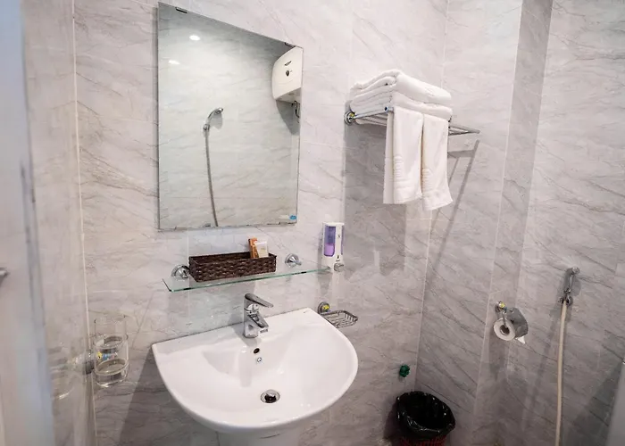 Khách sạn Hồng Hà 2*