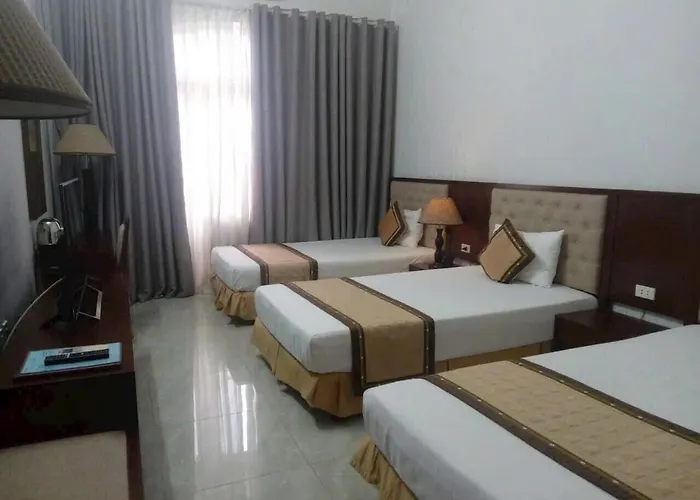 Hồng Hà Khách sạn 2*
